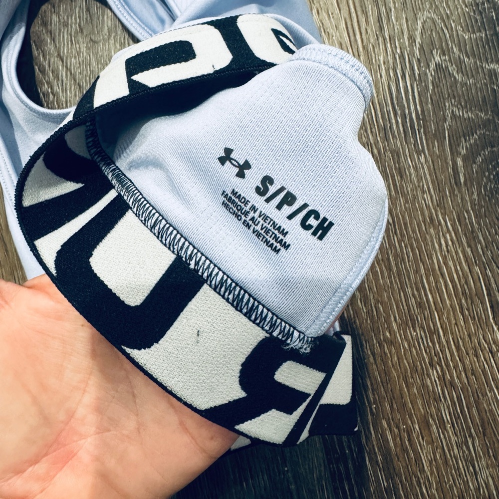 Under Armour HeatGear Authentics Mid Impact Branded Sports Bra Size Small - Picture 3 of 5